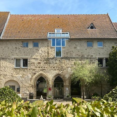 Hotel Abbaye Du Golf De Lesigny Ngoại thất bức ảnh